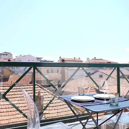 Appartement Magnifique Appartement, En Hyper Centre, Avec Terrasse Et Place De Parking *